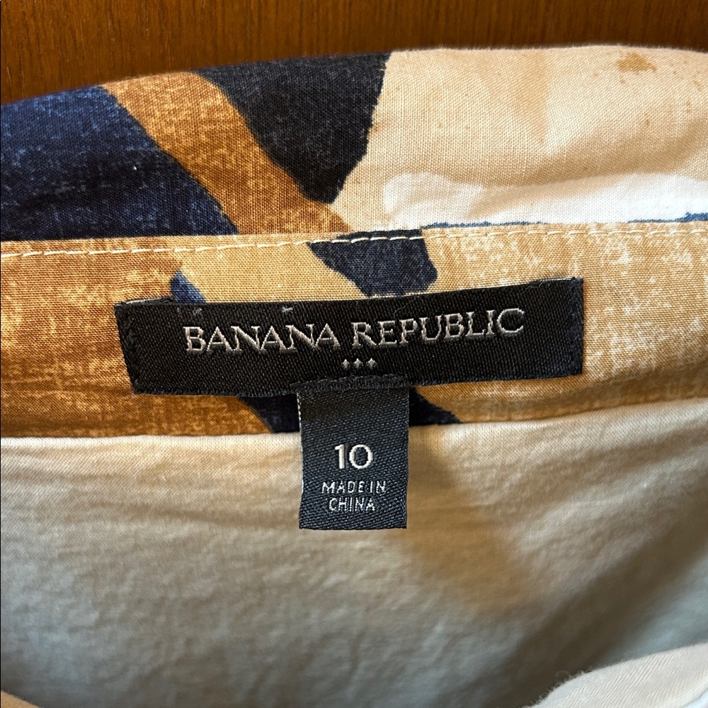 Banana Republic Factory-Poplin Gathered Midi Dress-navy floral - Picture 2 of 4